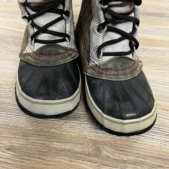 Sorel Women’s Cate The Great Brown Gray Leather Faux Fur Winter Boots Size 6 - Picture 12 of 16